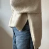 Volare Cape Sweater av Aegyoknit strikket i Kamgarn 2 og Silk Mohair