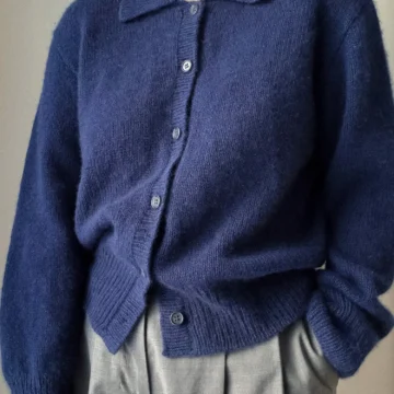Charlie Cardigan av Moreca Knit strikket i Cardiff Cashmeer Classic