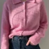 Charlie Cardigan av Moreca Knit strikket i Saga og Tilia