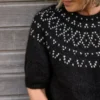 Midnight Mirage Top av Anne Ventzel, strikket i Trio 2, Silk Mohair og Jensen fra Isager