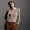 Margrete av Carrie Rasmussen / Divine Knitwear, designet for Filcolana- kolleksjonen More Women Høst 2026. Cardigan i struktur som lukkes med i-cord i halsen.