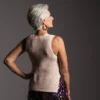 Ynde av Trine Nordholt / Trine.Knitwear, designet for Filcolana- kolleksjonen More Women Høst 2026. En v-halset vest i patenstrikk, strikket i Pernilla