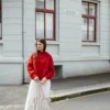 Basis No 5 av Augustins, for Hillesvåg, strikket i Troll fra Hillesvåg og Silk Mohair fra Isager. Enkel, tykk genser med raglan.