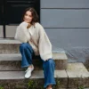 Basis No 4 av Augustins, for Hillesvåg, strikket i Troll fra Hillesvåg og Silk Mohair fra Isager. Cardigan i vaffelribb.