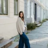 Basis No 4 av Augustins, for Hillesvåg, strikket i Troll fra Hillesvåg og Silk Mohair fra Isager. Cardigan i vaffelribb.