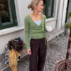 Lucy Wrap av PetiteKnit, omslagsjakke strikket i dobbel tråd silk mohair.