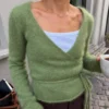 Lucy Wrap av PetiteKnit, omslagsjakke strikket i dobbel tråd silk mohair.