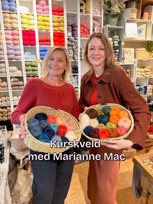 Vi gjentar suksessen fra i fjor og inviterer til fargeanalysekveld med Marianne Mac ✨

Arrangementet har svært begrenset med plasser, så det lønner seg å være kjapp.

Synes du det er vanskelig å vite hvilke farger som kler deg best? Midt i vårt fargerike garneldorado i Oslo sentrum får du en personlig fargeanalyse av Marianne Mac – som gjør deg tryggere på fargevalgene dine og får deg til å stråle litt ekstra✨

Marianne Mac er sertifisert imagekonsulent fra Color Me Beautiful, og er en av våre ledende eksperter på farge, stil og makeup. Vi er stolte over å kunne tilby en kveld med personlig fargefokus, varm te og hyggelig samvær❣️

Tid: Torsdag 12.november kl 18.15-20.30
Sted: Fru Kvist-butikken, inngang fra Øvre Slottsgate (Tollbugata 27)

Dette blir en eksklusiv kurskveld med maks 15 deltagere. Du finner arrangementet ved å besøke frukvist.no 🧶

#frukvist #fargeanalyse #strikkeglede